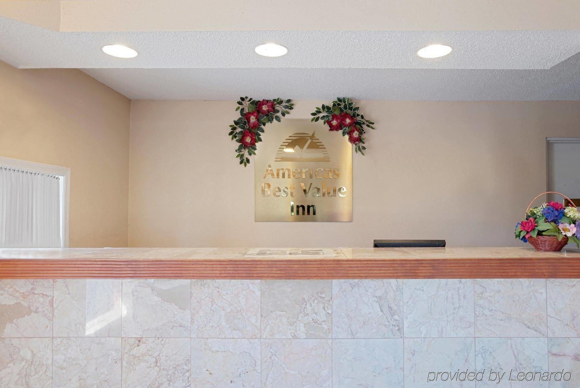 Americas Best Value Inn-Savannah Interieur foto